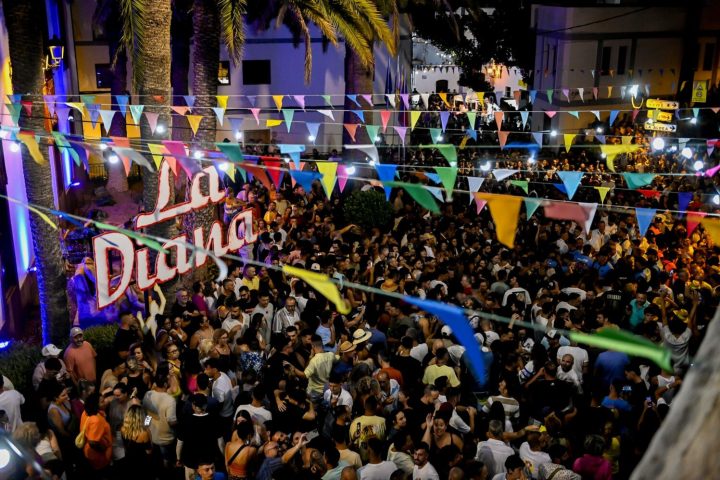 Agaete vibra con La Diana y da la bienvenida al gran día de La Rama